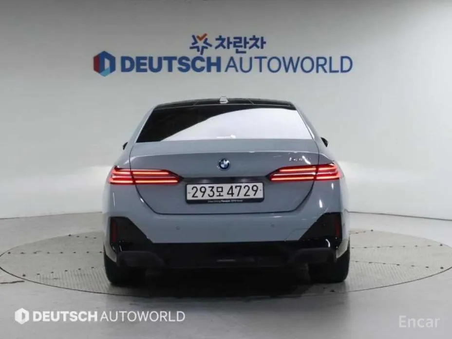 Фото 4 - BMW 5 Series