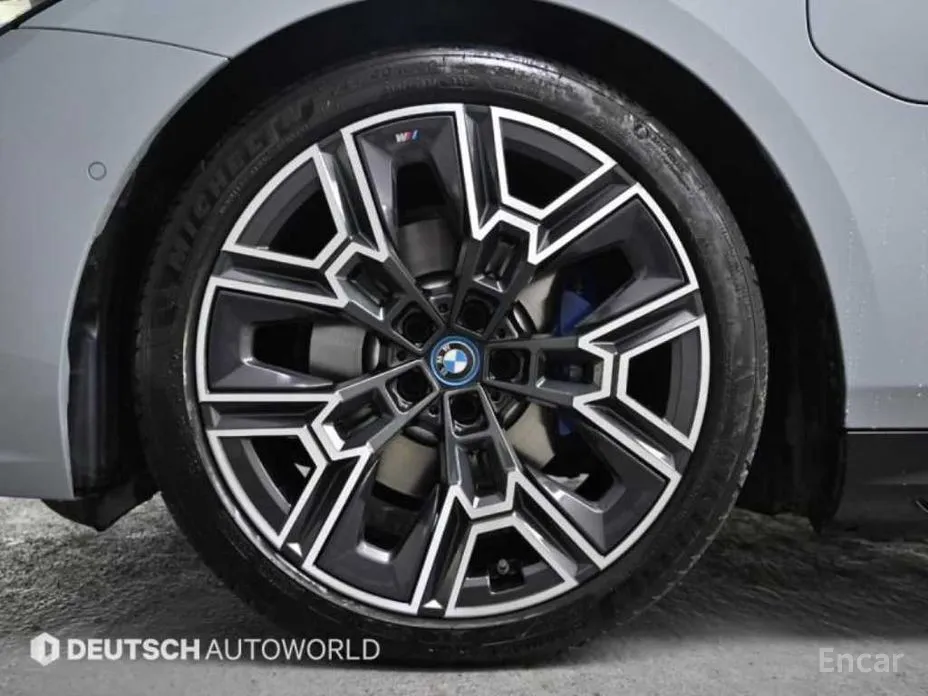 Фото 5 - BMW 5 Series