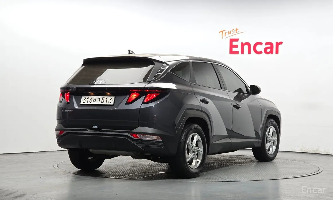 Фото 2 - Hyundai Tucson