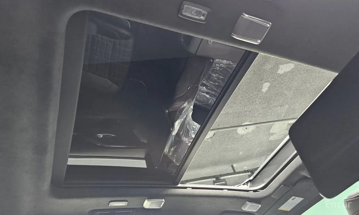 Фото 17 - Cadillac Escalade