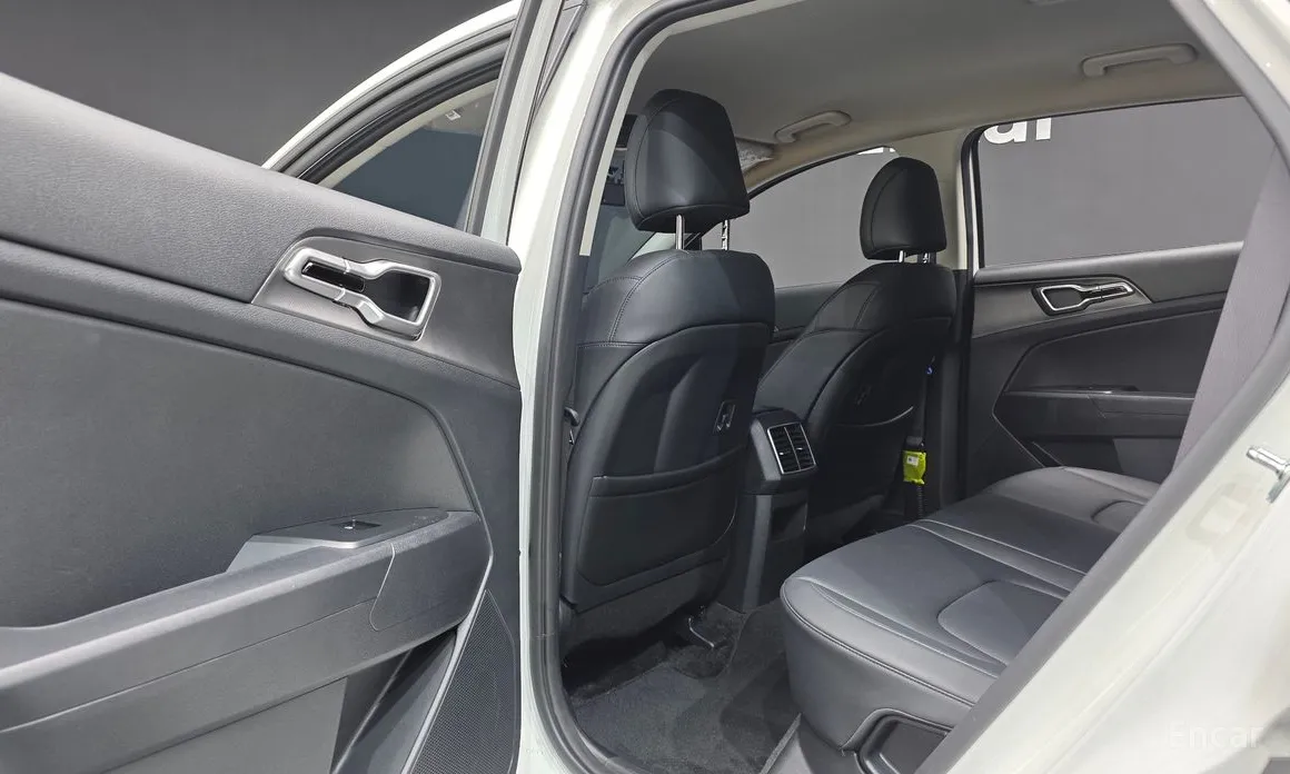 Фото 18 - Kia Sportage