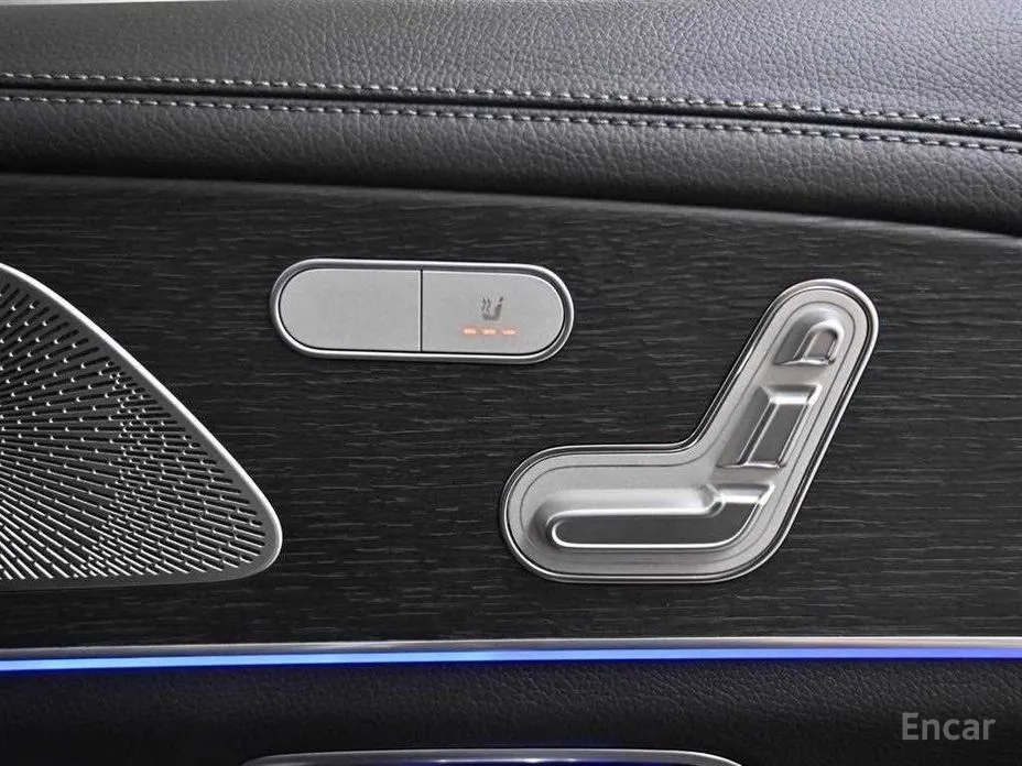 Фото 16 - Mercedes-Benz GLE-Class