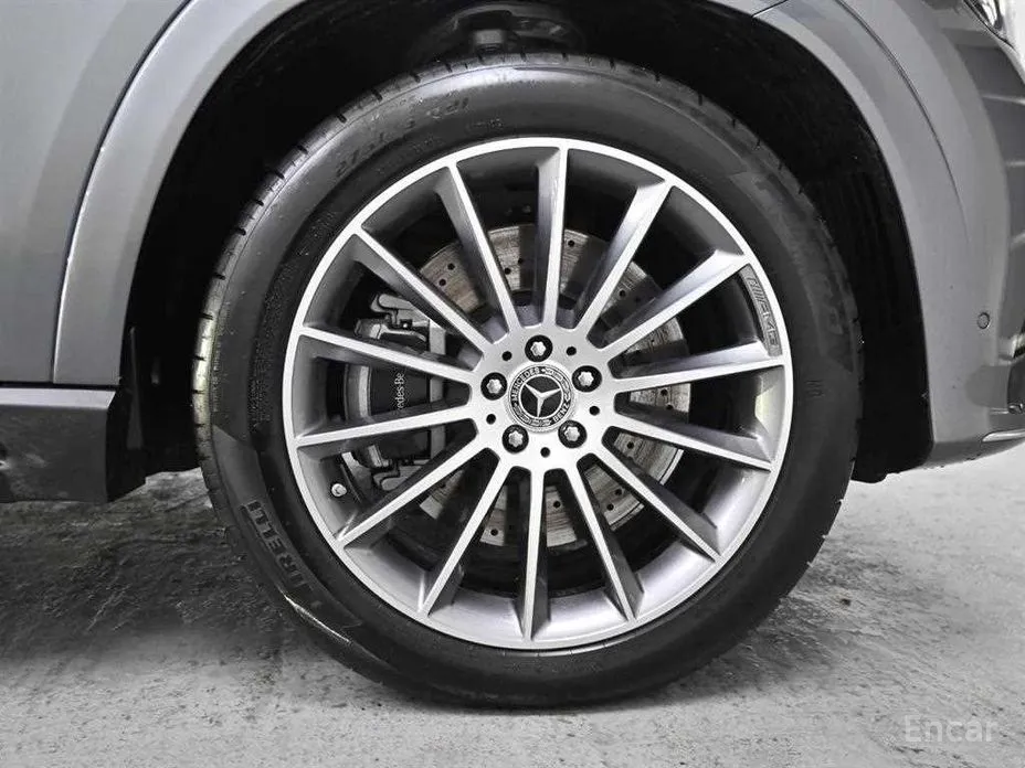 Фото 5 - Mercedes-Benz GLE-Class