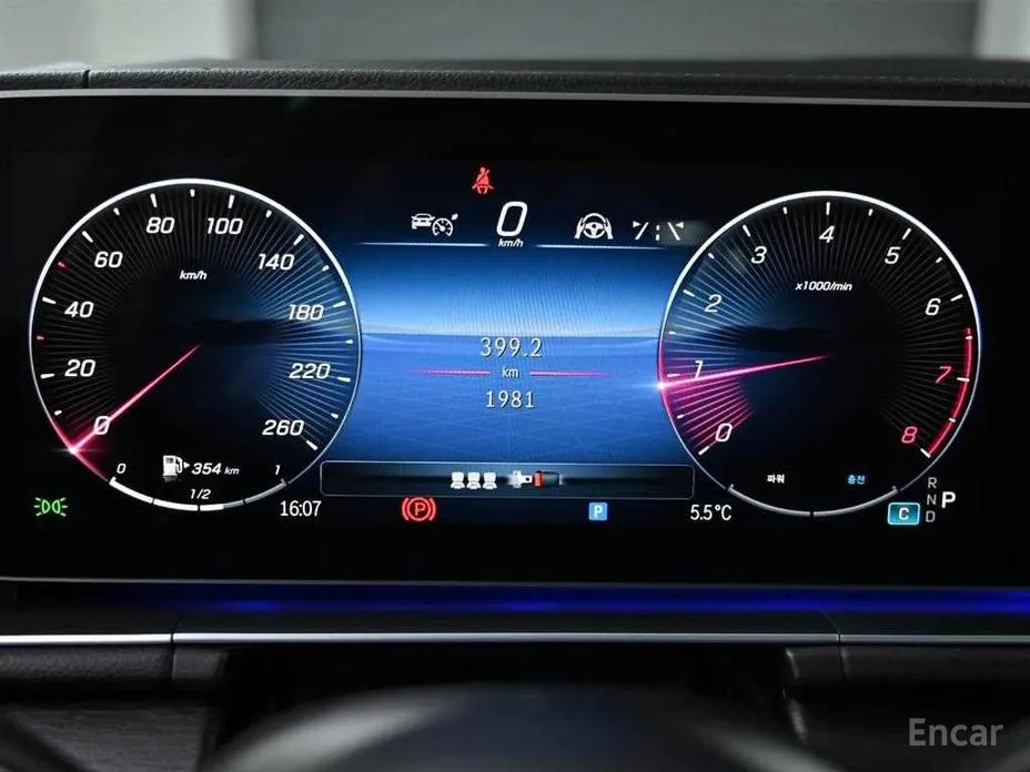 Фото 8 - Mercedes-Benz GLE-Class