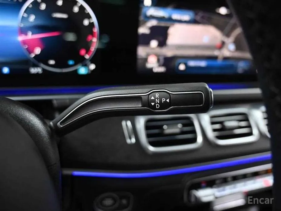 Фото 9 - Mercedes-Benz GLE-Class