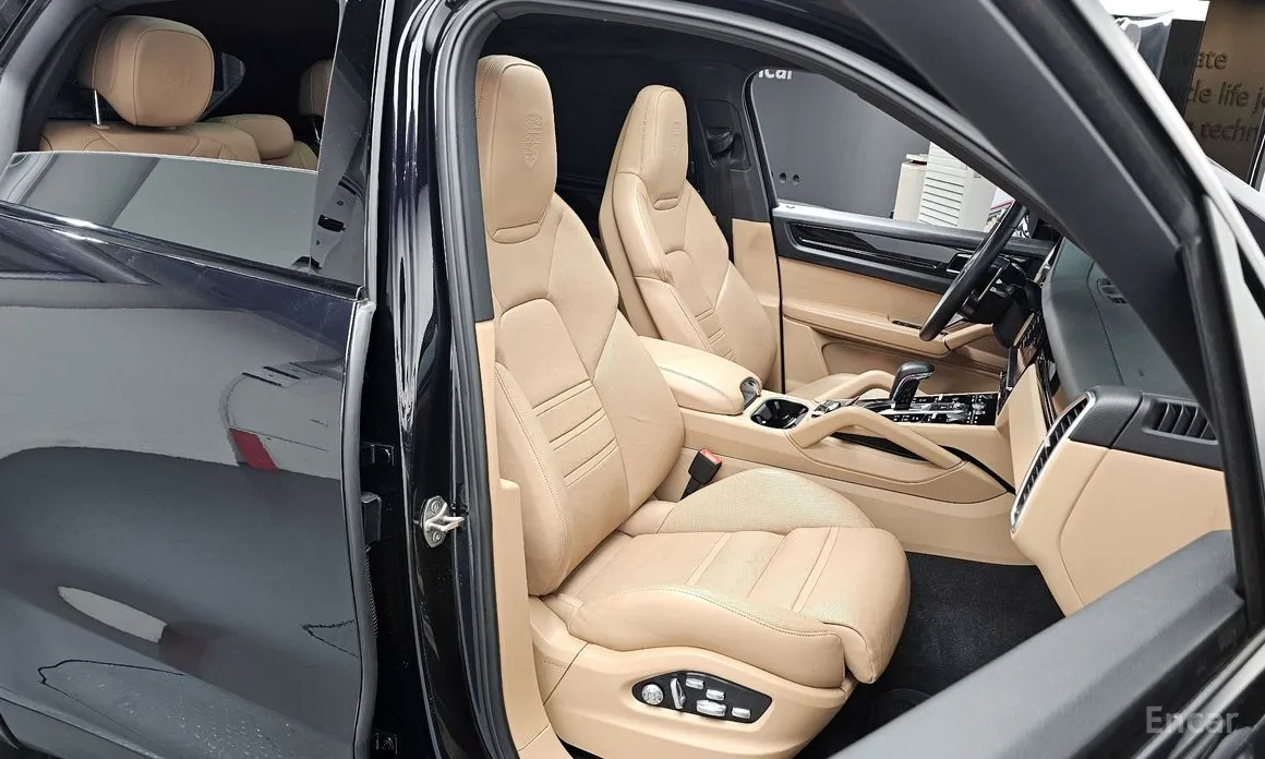 Фото 12 - Porsche Cayenne