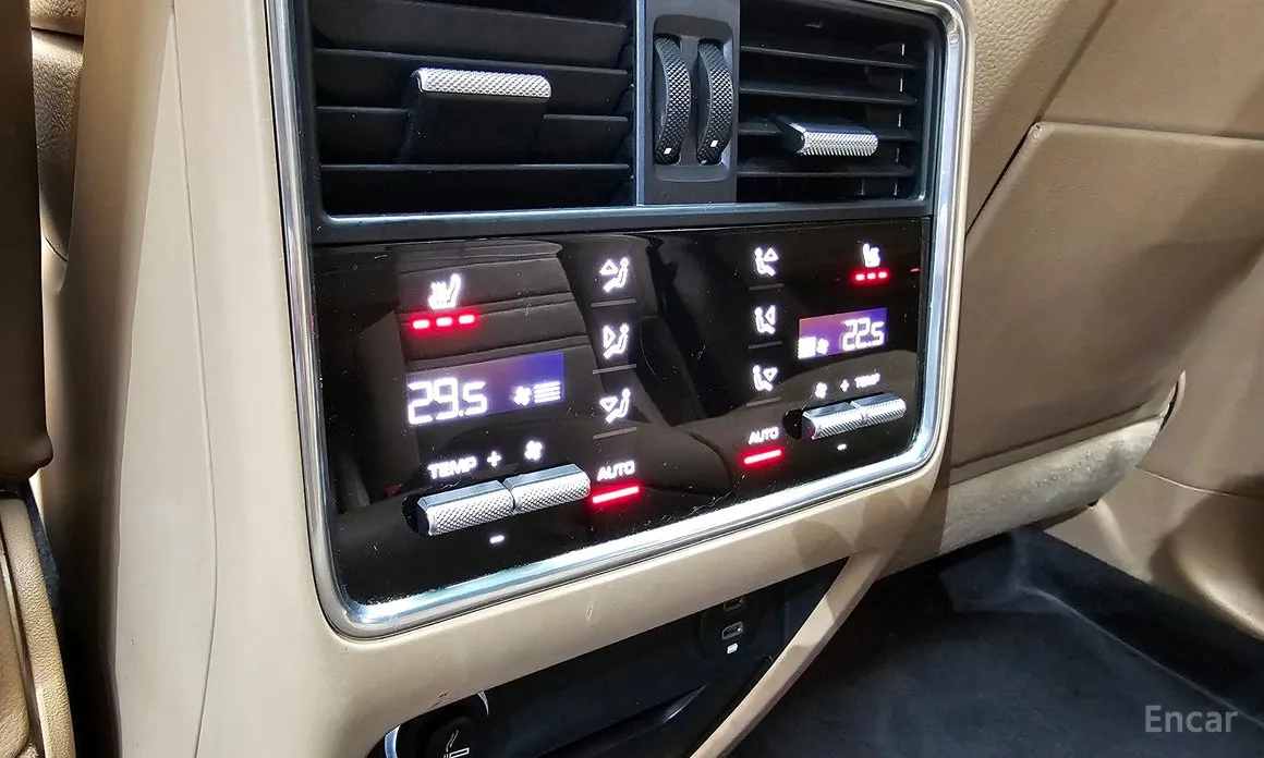 Фото 17 - Porsche Cayenne