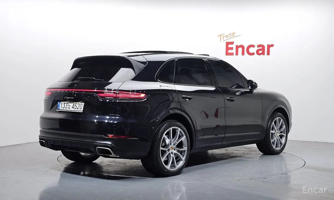 Фото 2 - Porsche Cayenne