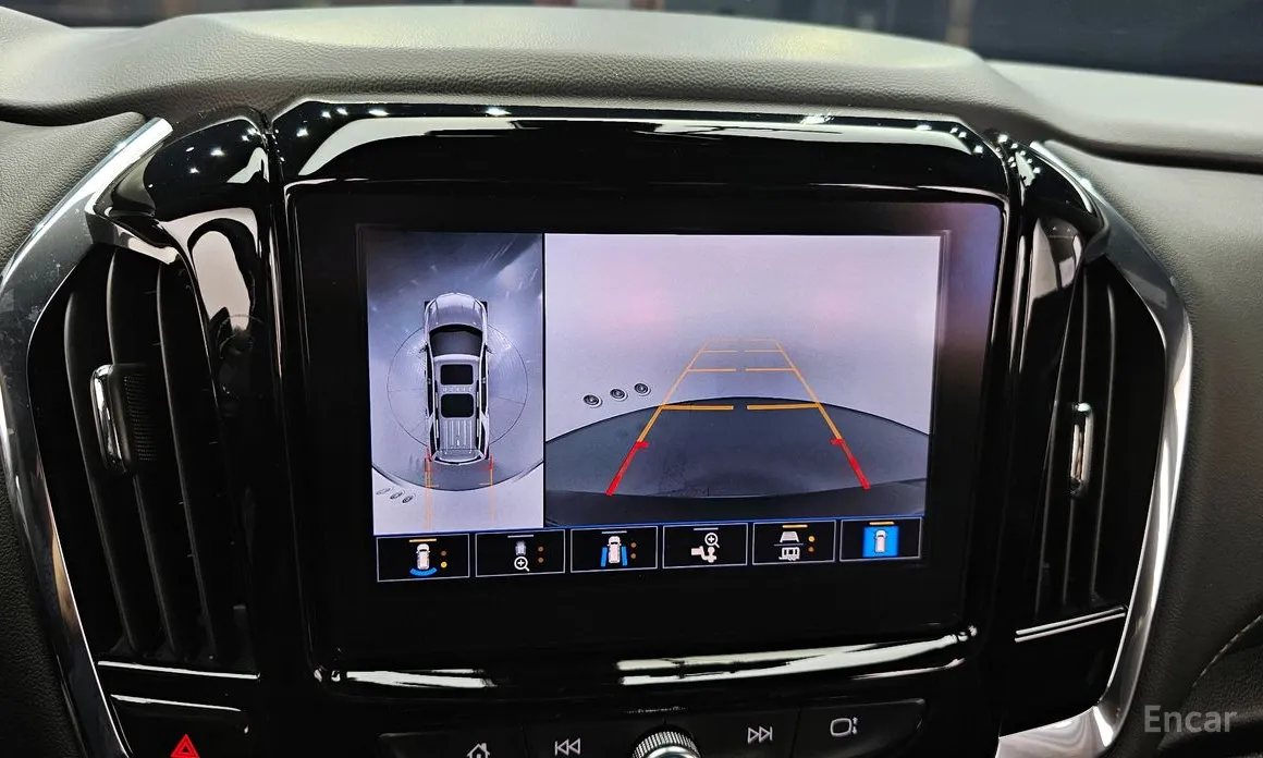 Фото 14 - Chevrolet Traverse