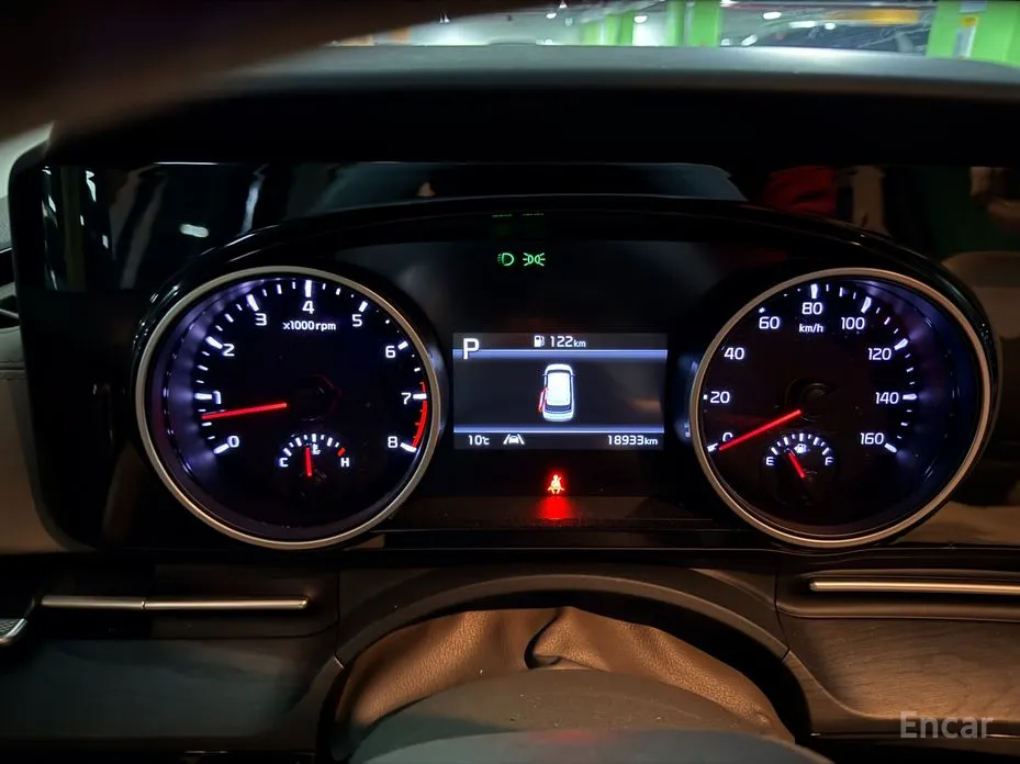 Фото 11 - Kia Carnival