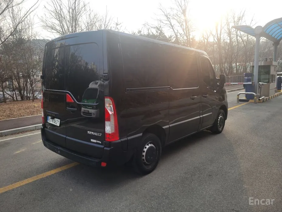 Фото 3 - Renault Master