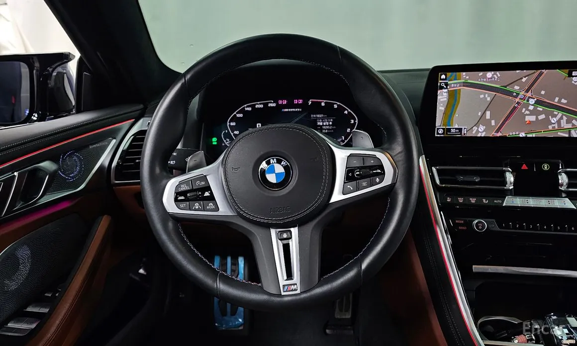 Фото 13 - BMW 8 Series