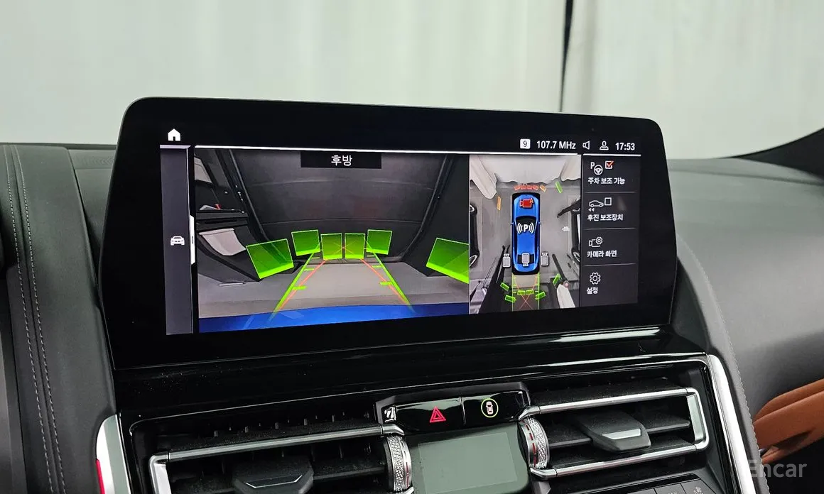 Фото 15 - BMW 8 Series