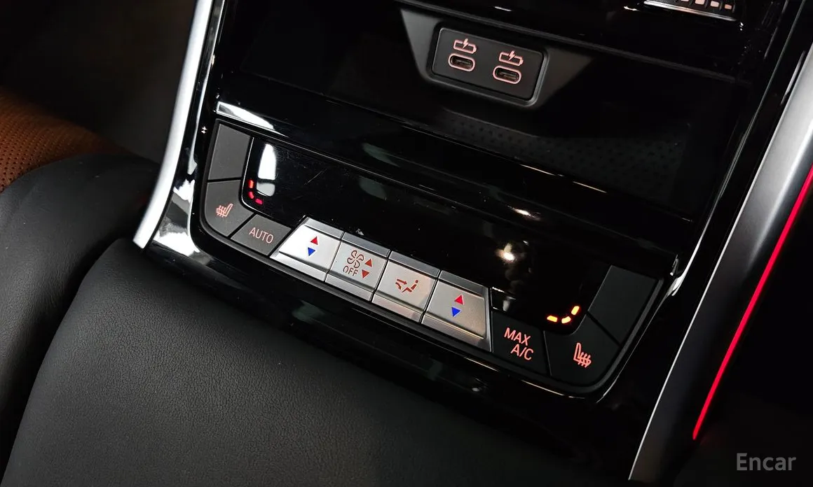 Фото 19 - BMW 8 Series