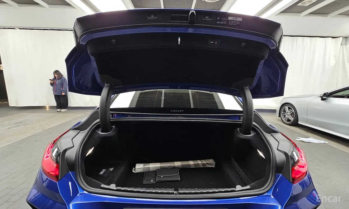 Фото 20 - BMW 8 Series