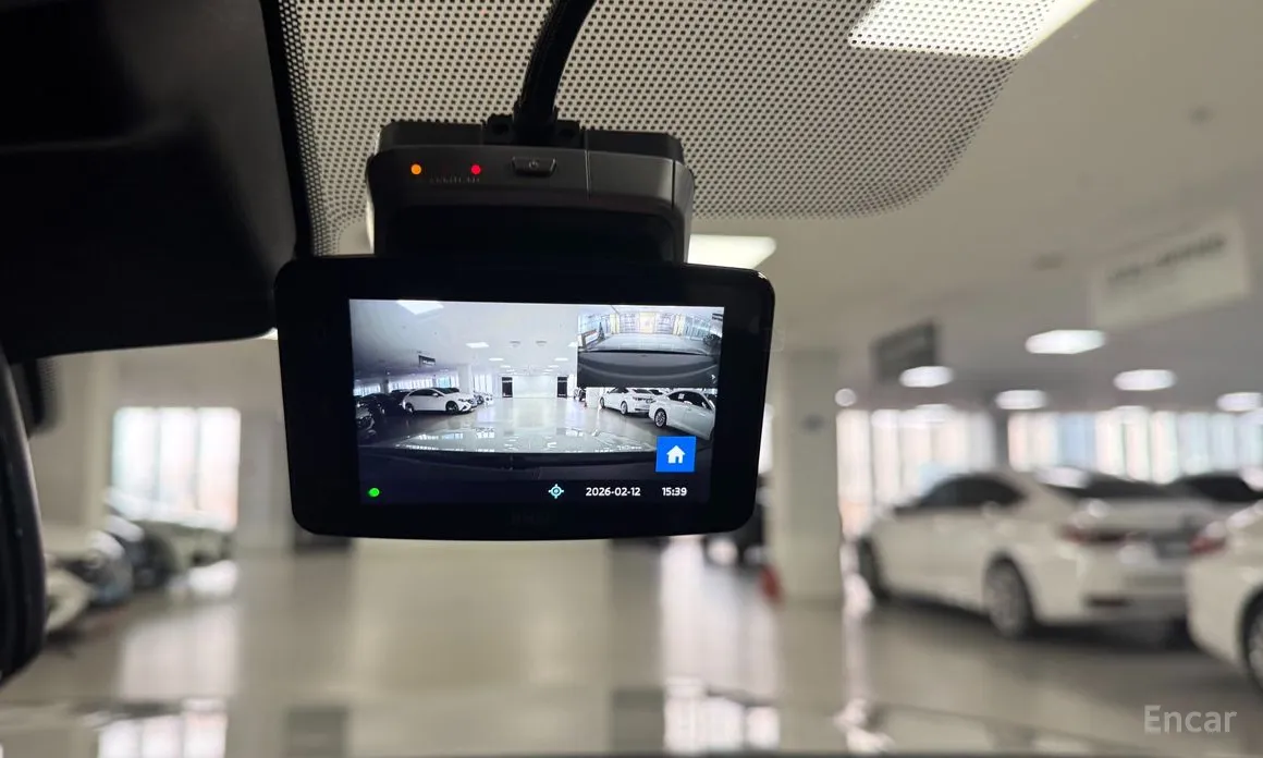 Фото 18 - BMW 5 Series