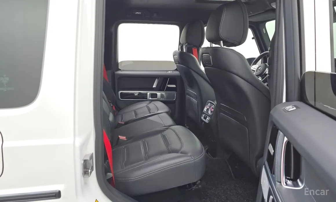 Фото 12 - Mercedes-Benz G-Class