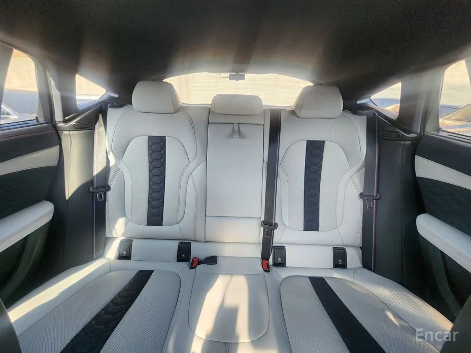 Фото 10 - BMW X6 M