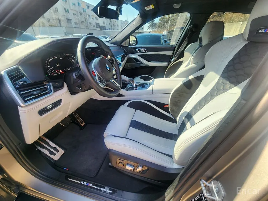 Фото 11 - BMW X6 M