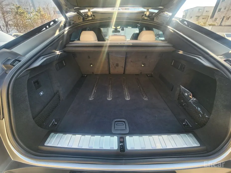 Фото 18 - BMW X6 M