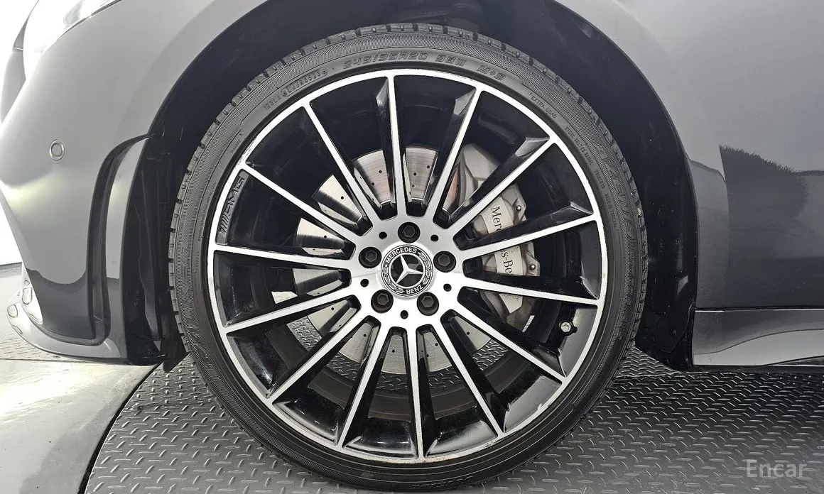 Фото 5 - Mercedes-Benz CLS-Class