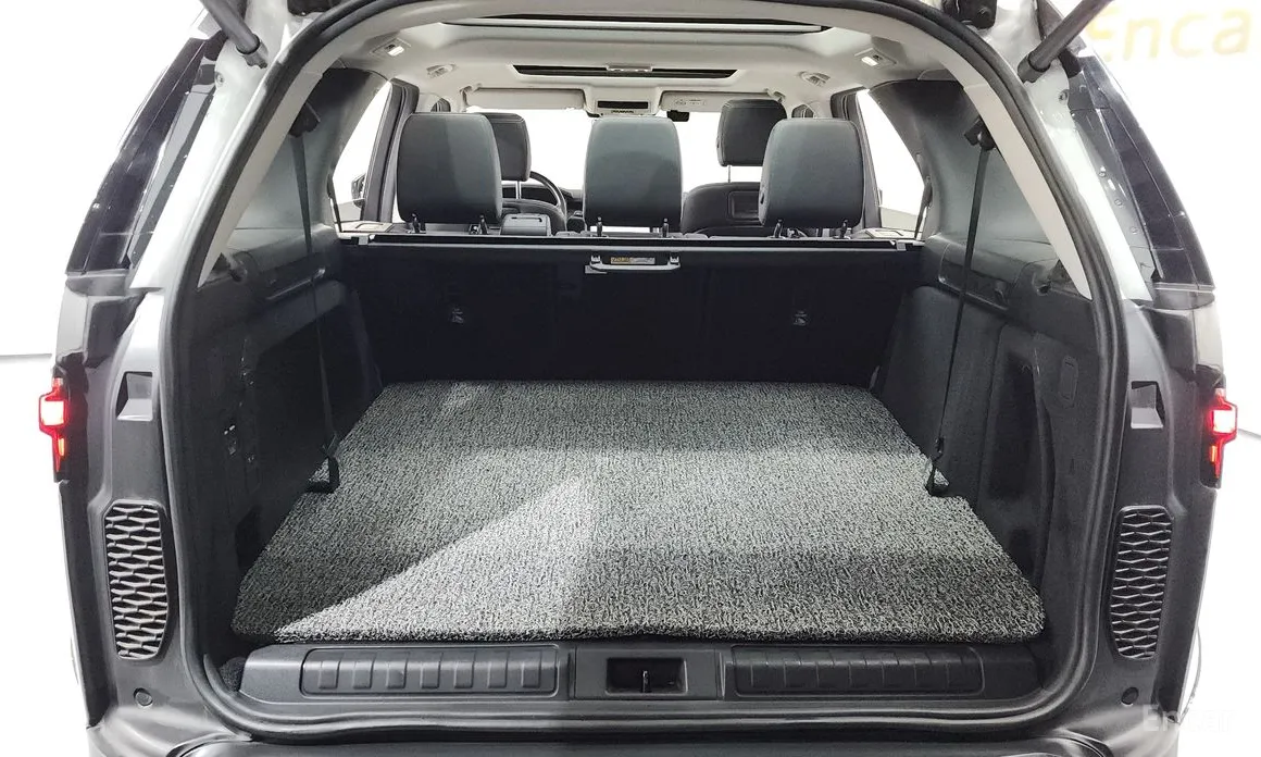 Фото 20 - Land Rover Discovery