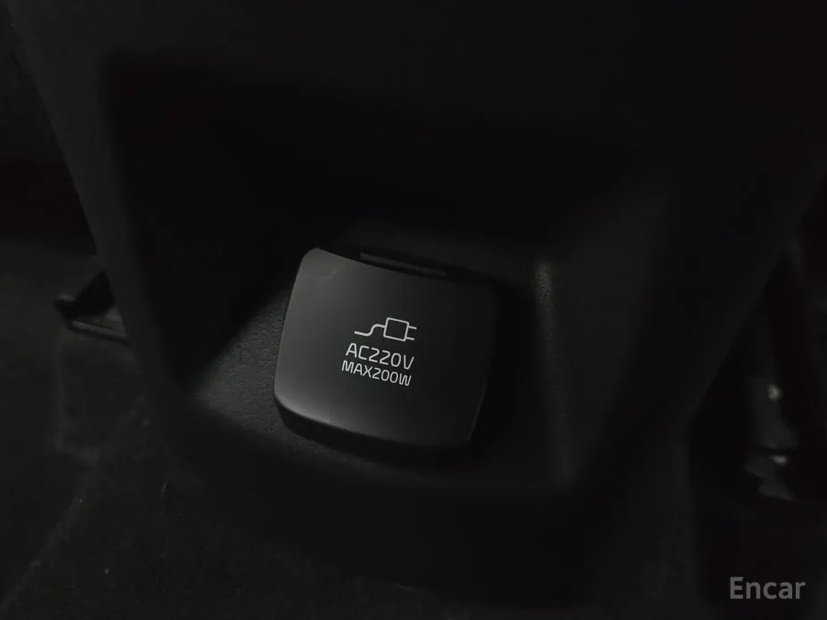 Фото 12 - Kia Niro