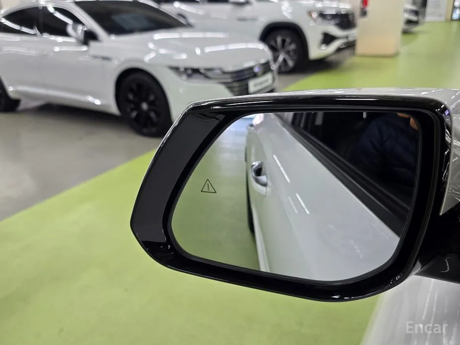 Фото 14 - Kia Niro