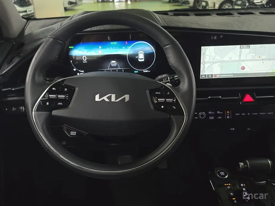 Фото 18 - Kia Niro