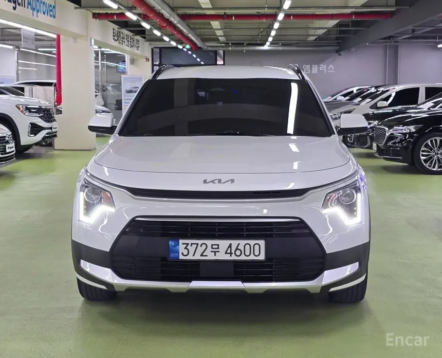 Фото 2 - Kia Niro