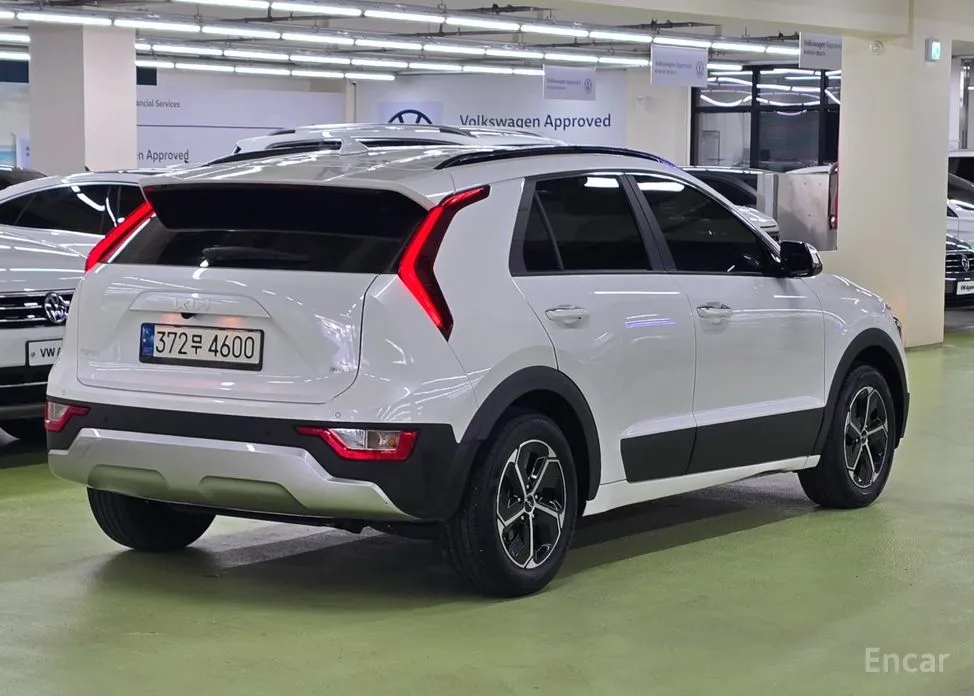 Фото 4 - Kia Niro