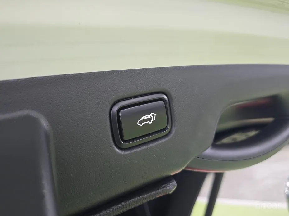 Фото 7 - Kia Niro