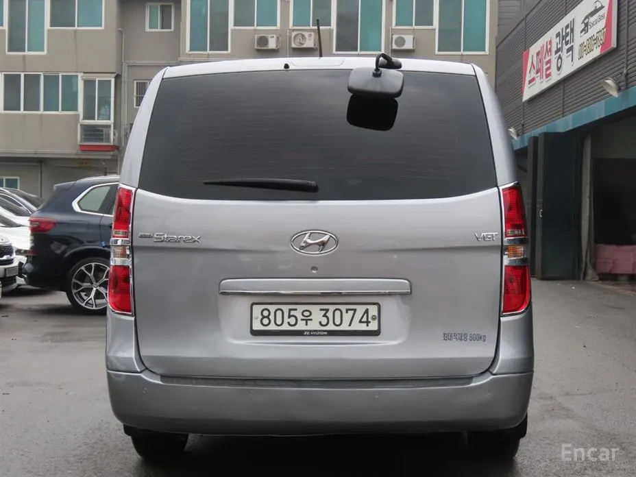 Фото 4 - Hyundai Starex