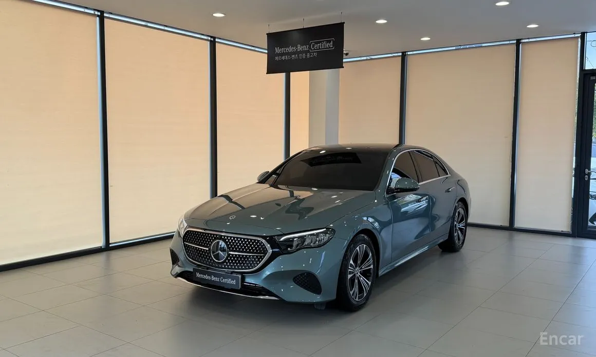 Фото 1 - Mercedes-Benz E-Class