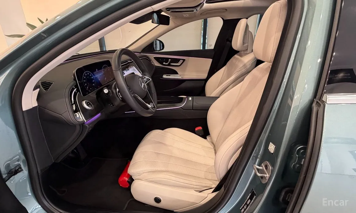 Фото 9 - Mercedes-Benz E-Class