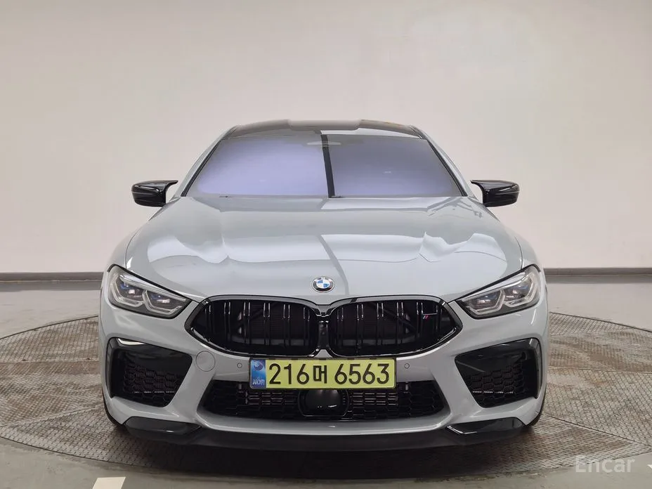 Фото 3 - BMW M8