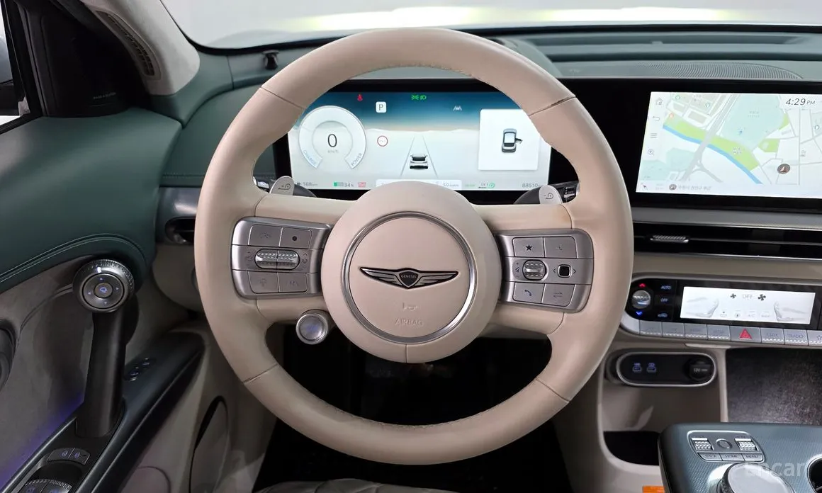 Фото 13 - Genesis GV60