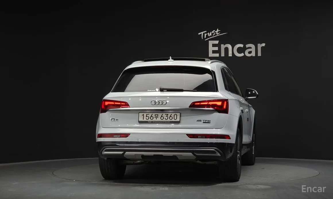 Фото 4 - Audi Q5