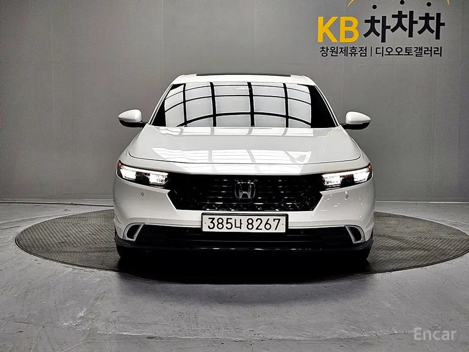 Фото 1 - Honda Accord