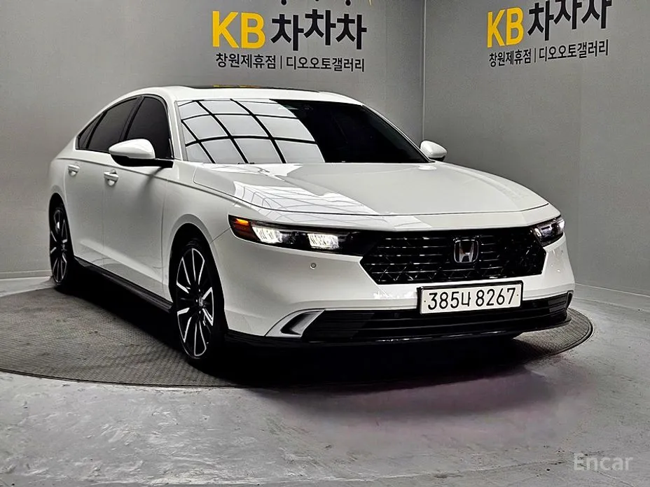 Фото 3 - Honda Accord