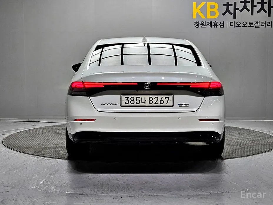 Фото 5 - Honda Accord