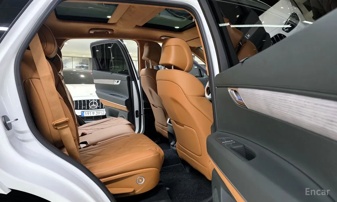 Фото 11 - Genesis GV80