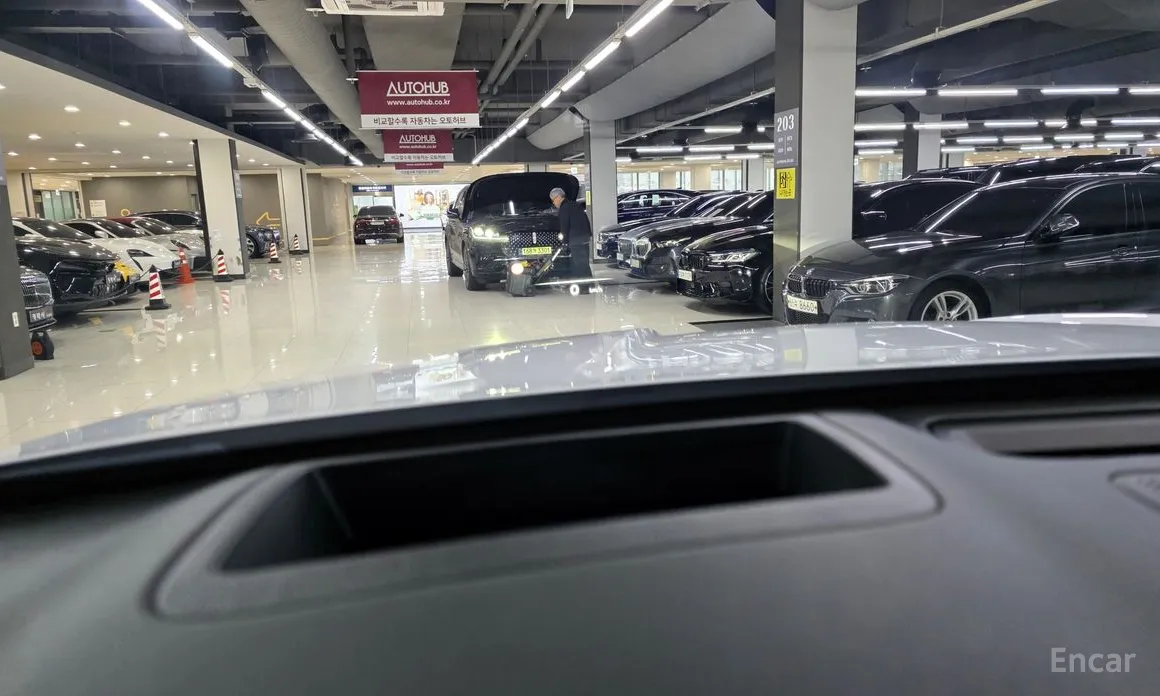 Фото 18 - Genesis GV80