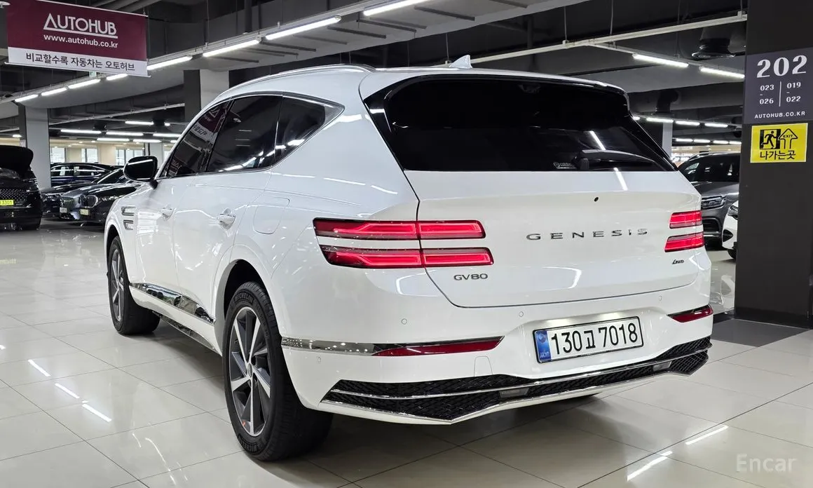 Фото 6 - Genesis GV80