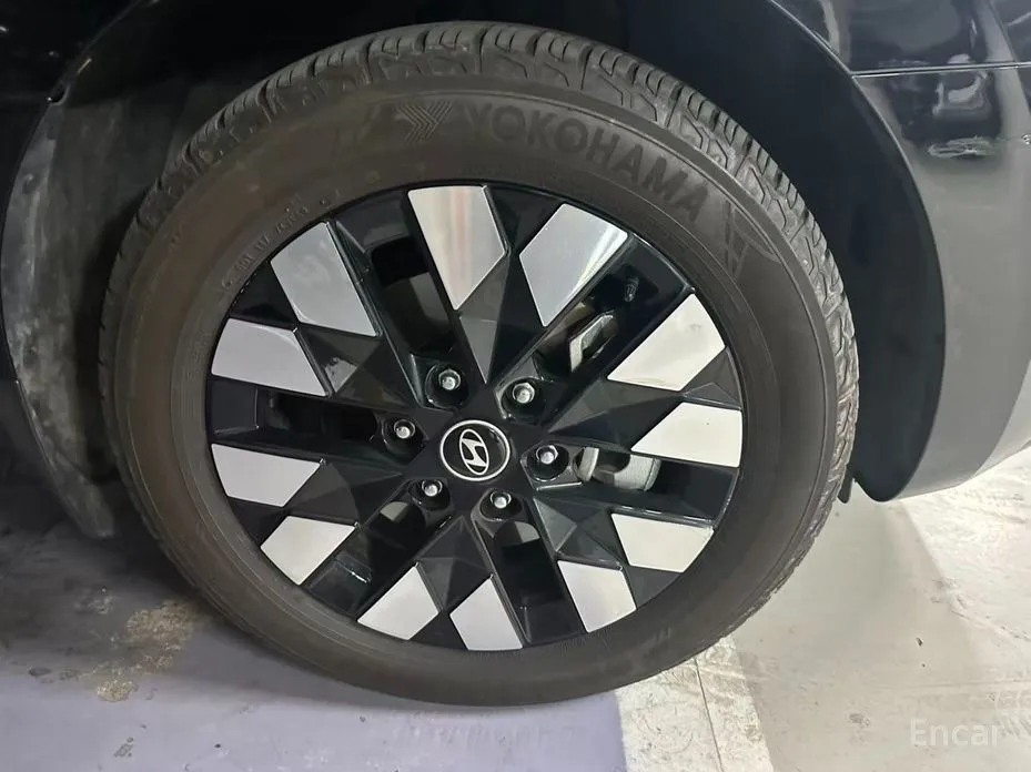 Фото 10 - Hyundai Staria