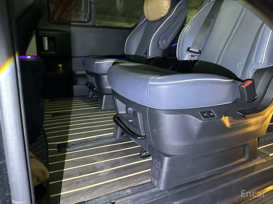 Фото 9 - Hyundai Staria