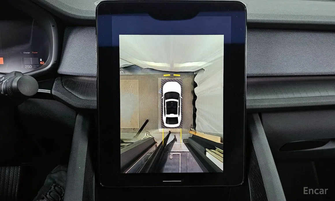 Фото 15 - Polestar 2