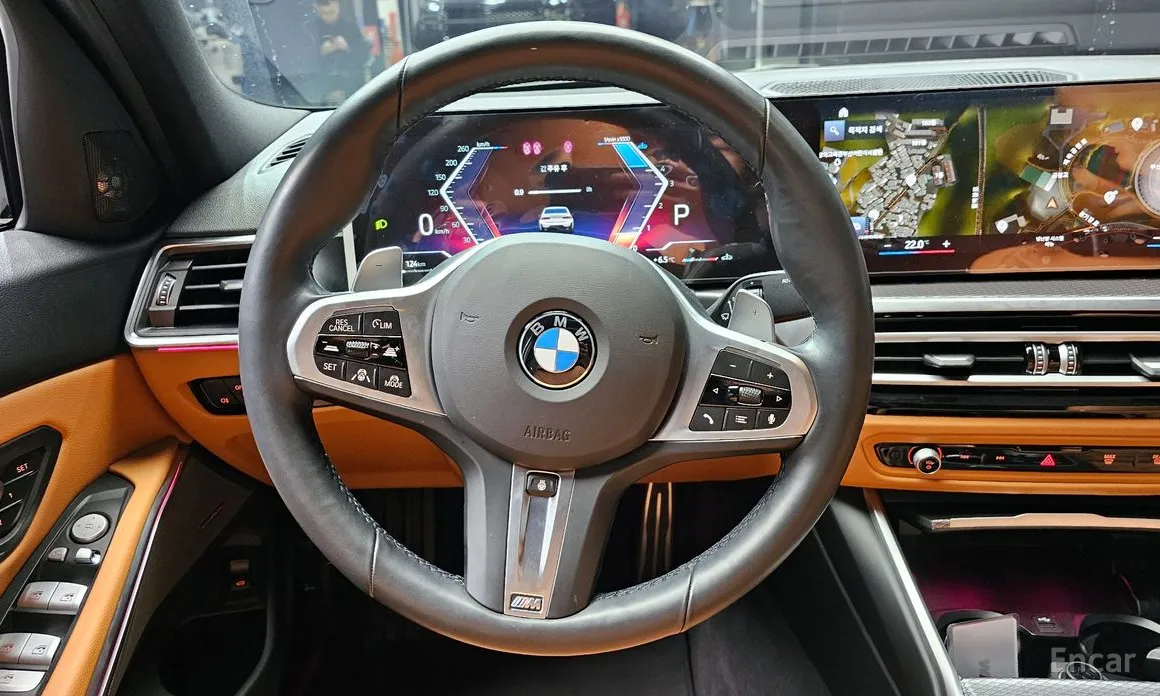 Photo 13 - BMW 3 Series