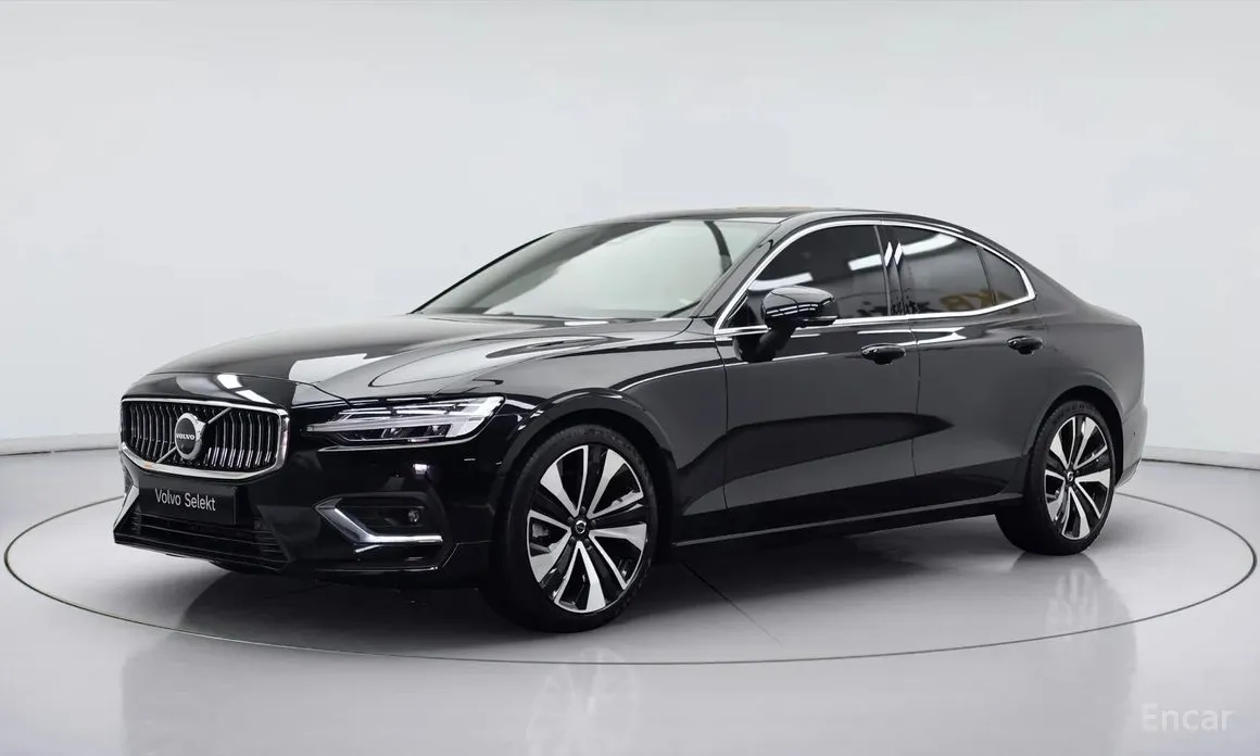 Фото 1 - Volvo S60