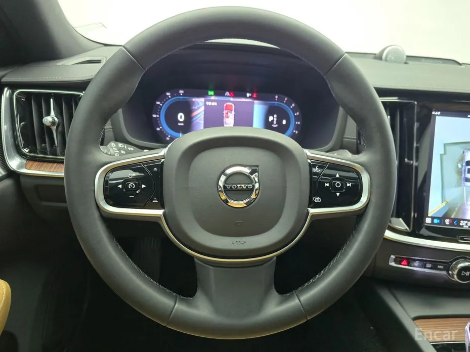 Фото 13 - Volvo S60